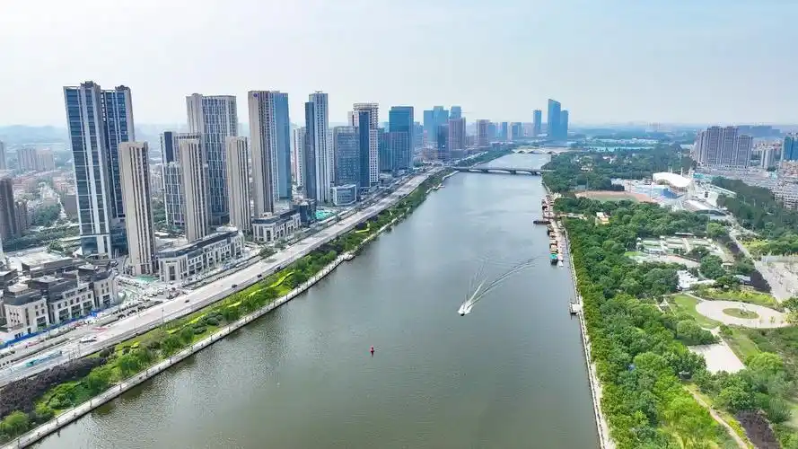 7%.图为运河商务区.记者 常鸣/摄