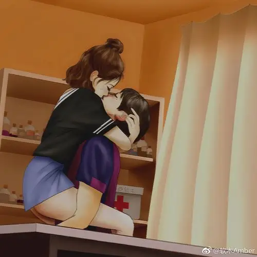 鬼队医怕掉下来摔了,也死死夹住他的腰.