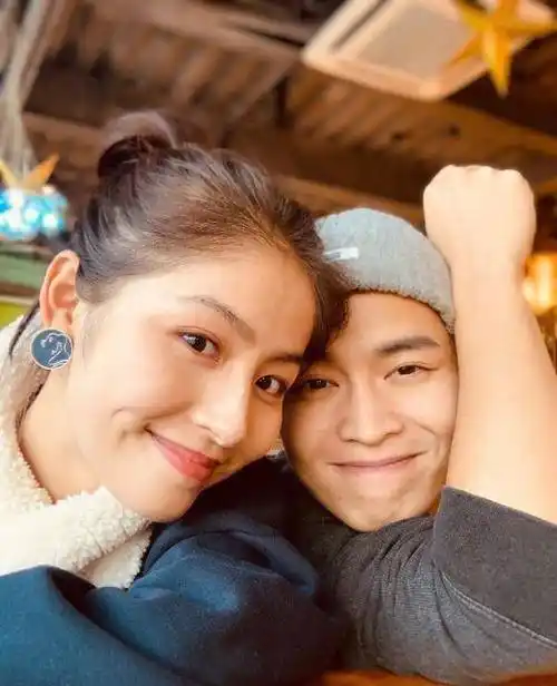 13届快男宁桓宇官宣结婚,粉丝期待华晨宇欧豪白举纲等人齐做伴郎_火柴