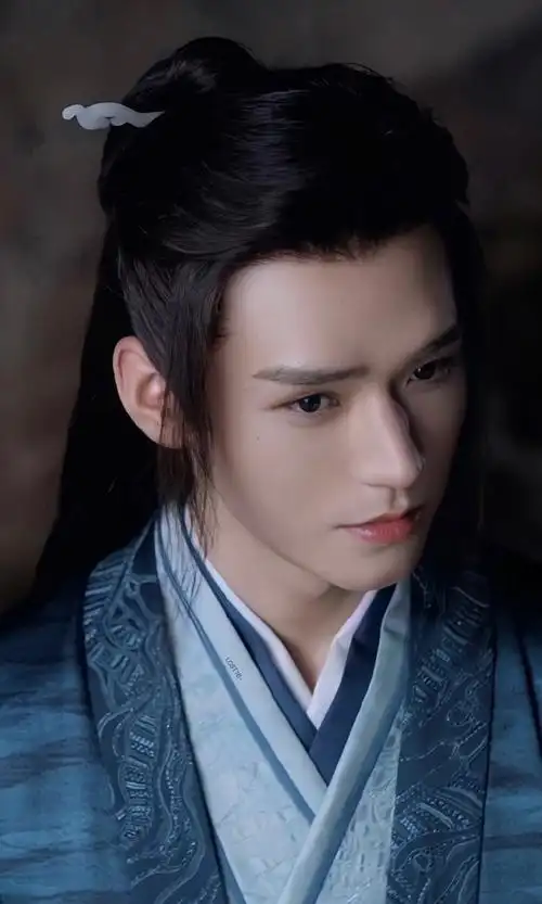 山河令[超话]#裁一波蓝衣顺便加几张新-龚俊 - 温客行90