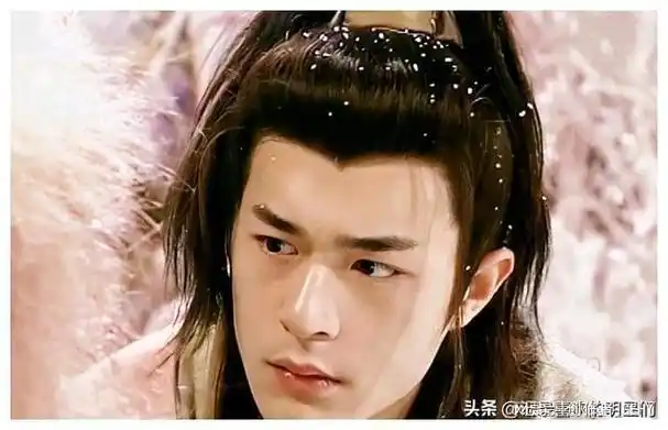 年轻时期的古天乐颜值爆表了吧,太帅了,太迷人了,气质简直是绝绝子哦!