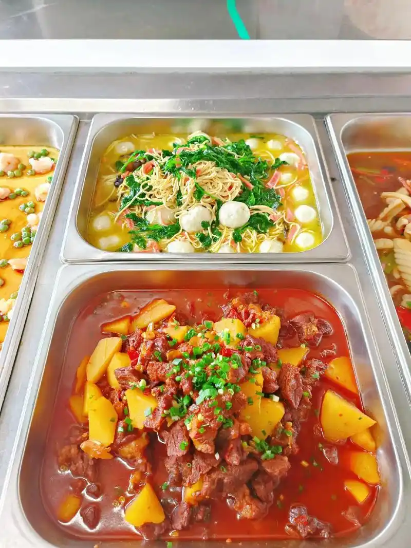 公司食堂工作餐.今日工作餐分享,明天礼拜天休息了#公司食堂员 - 抖音