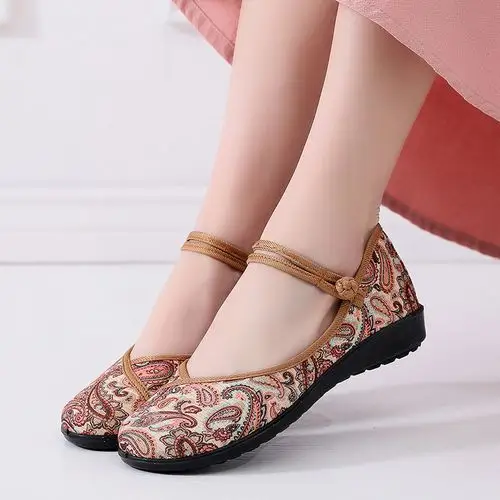 春夏新款老北京布鞋民族风圆头妈妈舞蹈休闲舒适软底布鞋