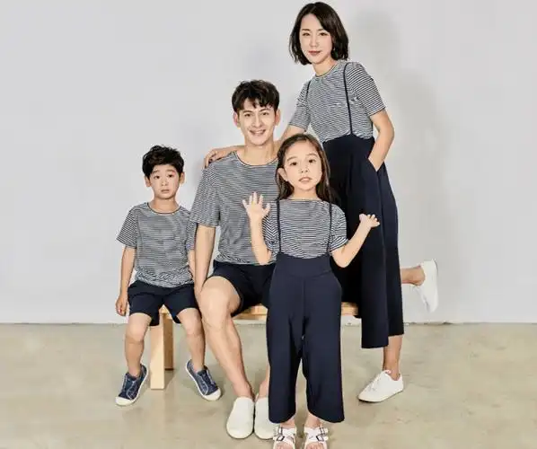 共166 件全家福照服装相关商品