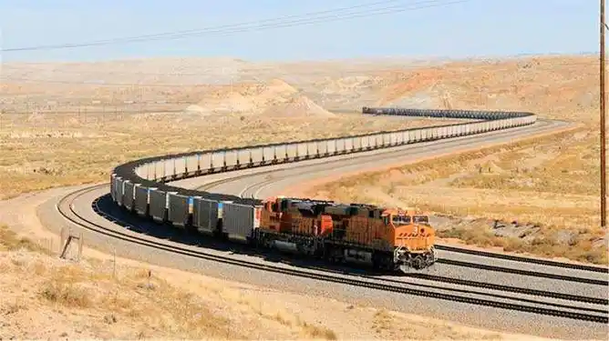 火车没有方向盘是如何拐弯的多年疑惑解开了