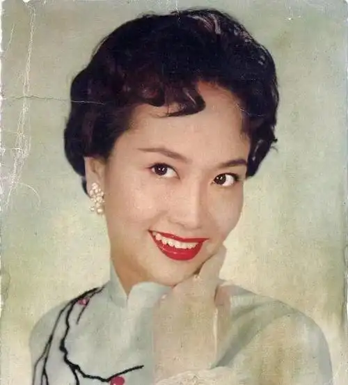 葛兰演员表 香港一代演艺女王(1)