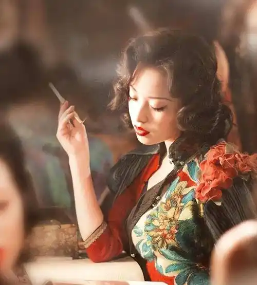 事业低谷与自我突破倪妮在《金陵