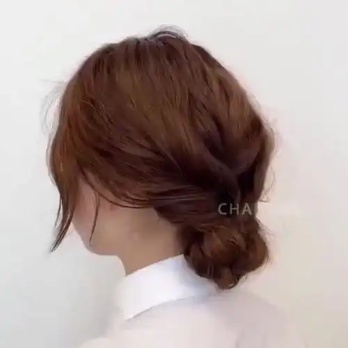 手残党也可以学会的气质盘发 4个简单步骤就搞定