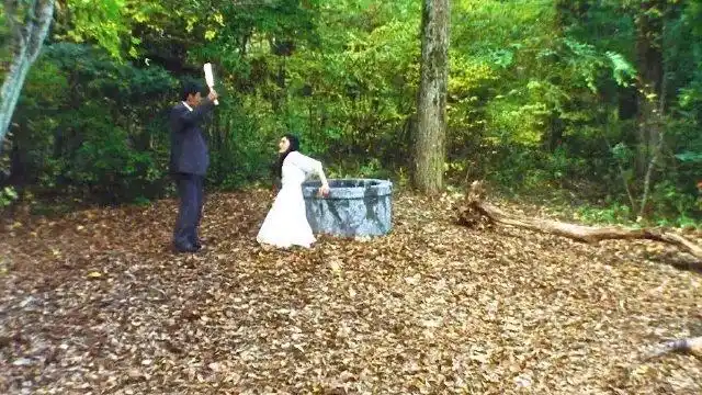 原来贞子生前的经历这么惨被父亲活生生扔入深井中