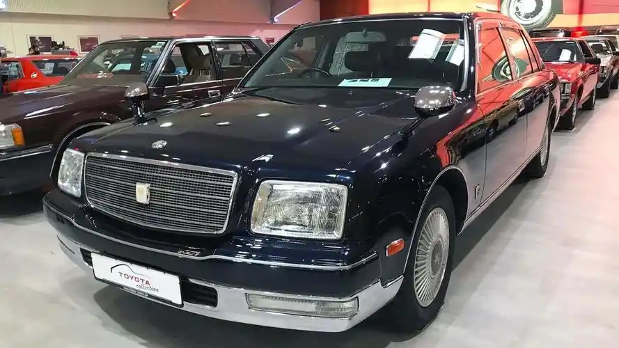 唯一搭载v12的日系旗舰,日本"国车"丰田century世纪的前世今生