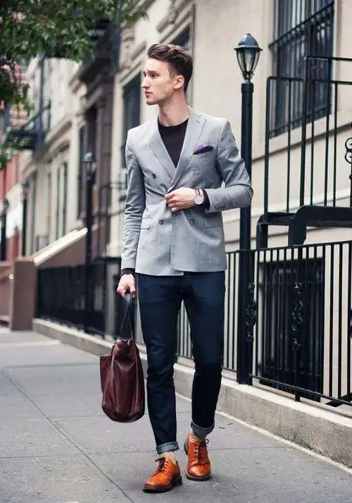 男士商务休闲西装一年四季的搭配