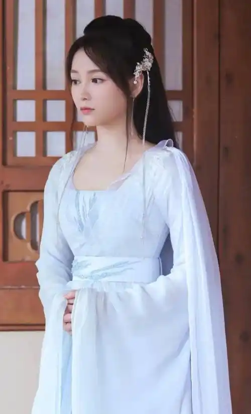 盘点国内女明星的古装白衣造型—一袭白裙 清丽脱俗 倾国倾城_整理_篇
