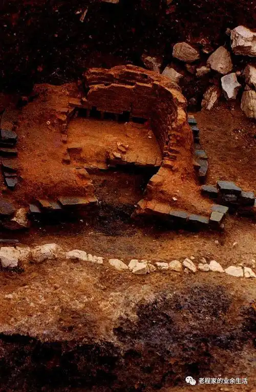 南宋官窑——因祭祀而生的宋代名窑_修内司