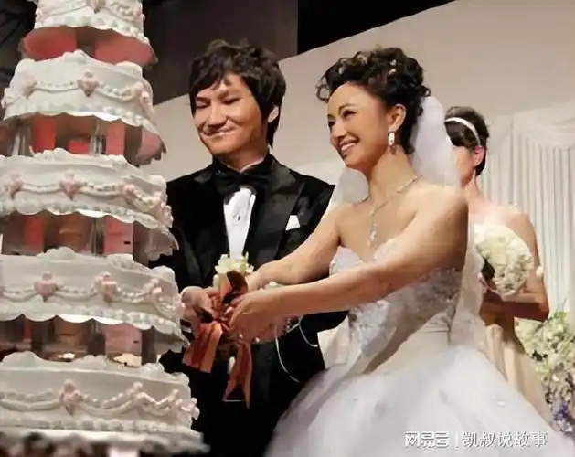 罗海琼37岁嫁给华谊总裁手握半个娱乐圈如今一家四口挺幸福