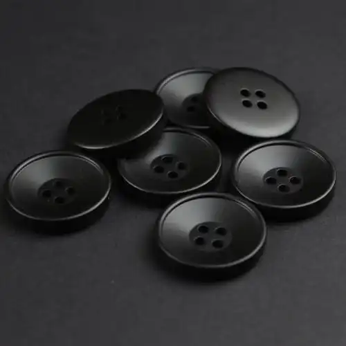厂家直销黑色大衣纽扣四眼碗型细边树脂扣喷漆扣女装毛呢大衣扣