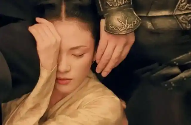 章子怡是为数不多的能把激情戏拍得又欲又有美感的女演员