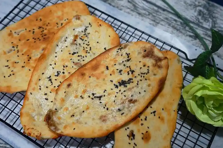 荆州锅盔锅遇上盔不学不吃会吃亏