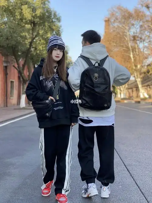 173&163冬季情侣91穿搭 | 双人合照怎么拍_穿搭_拍照_冬天去哪