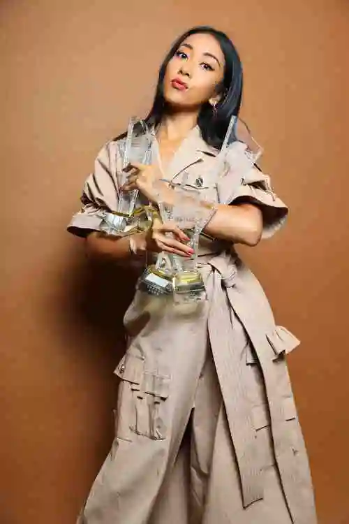 p>吉克隽逸(summer),汉名王隽逸,1988年5月13日出生于 a target="