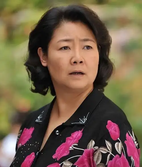 曾经美得一塌糊涂如今沦为土气大妈岁月这把杀猪刀太狠了