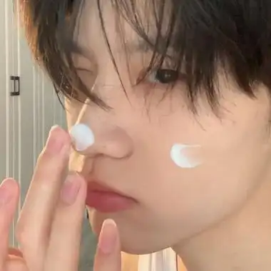 最新款超稀有温柔治愈男生头像