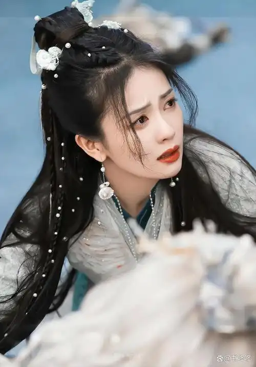 白鹿的古装剧造型放眼整个内娱都是顶配