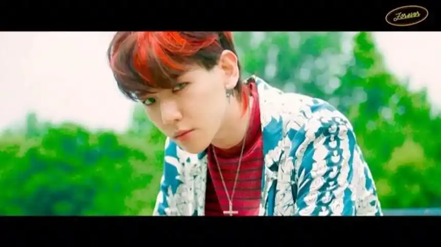 exo新专辑伯贤个人预告公开 戴美瞳画彩绘造型惊艳【组图】【12】--韩