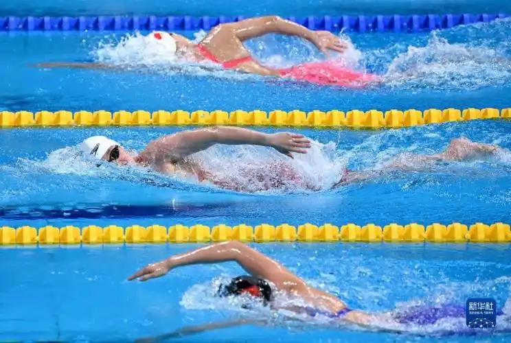 全运会游泳女子800米自由泳决赛河北队选手李冰洁夺冠