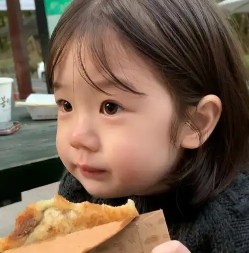 想要这个小女孩的头像