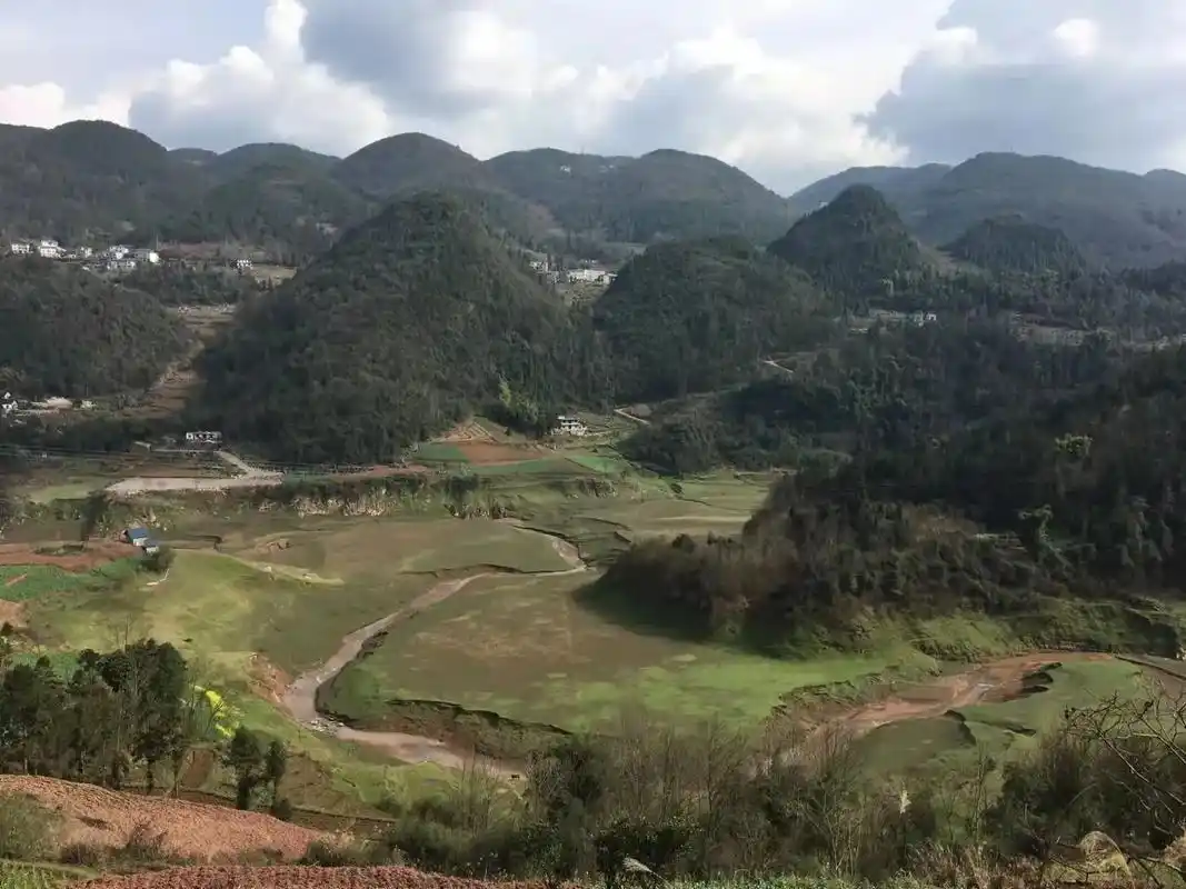 位于恩施市白杨坪镇 - 抖音