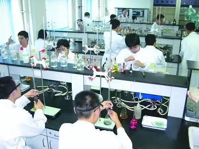 中南大学一博士在实验时发生意外,为何高校总是实验室事故频发?