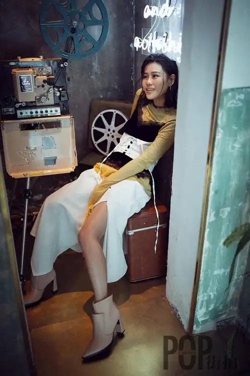 pop街拍vol017袁娅维浅蓝色灵魂