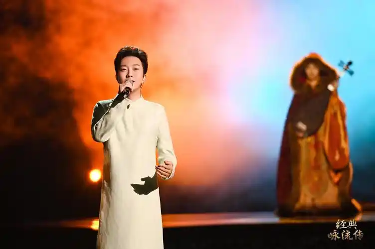 李玉刚分饰两角演绎昭君出塞李治廷超燃献唱古诗词震撼全场