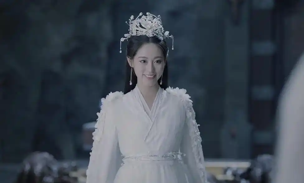 《遇龙》开播,王鹤棣赚片酬真容易,留给祝绪丹时间不多了