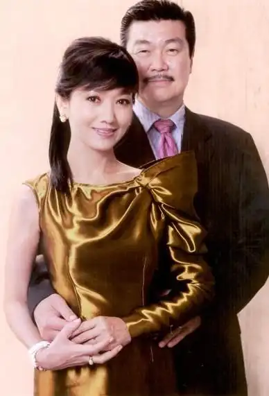 赵雅芝与现在的丈夫黄锦燊