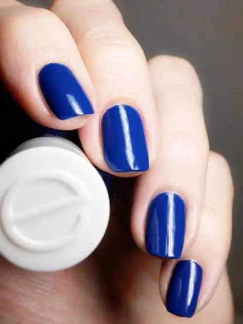 essie指甲油皇家蓝