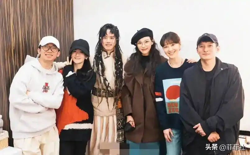 娱乐八卦爆料:吃瓜_陈翔_晓彤_身材