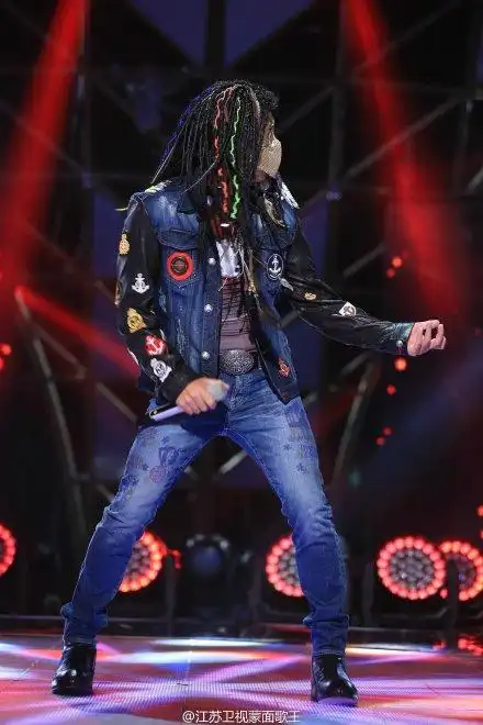 蒙面歌王:蒙面流浪者,他的歌声就像他的名字一样