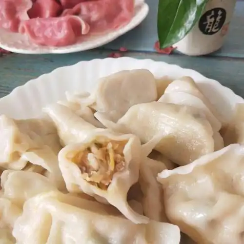 猪肉酸菜馅饺子,鲜美可口,营养健康