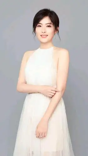 冰清玉洁美丽时尚女神徐百卉