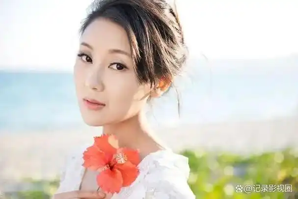 来自重庆的20位美女明星个个肤白貌美热辣滚烫你最喜欢谁