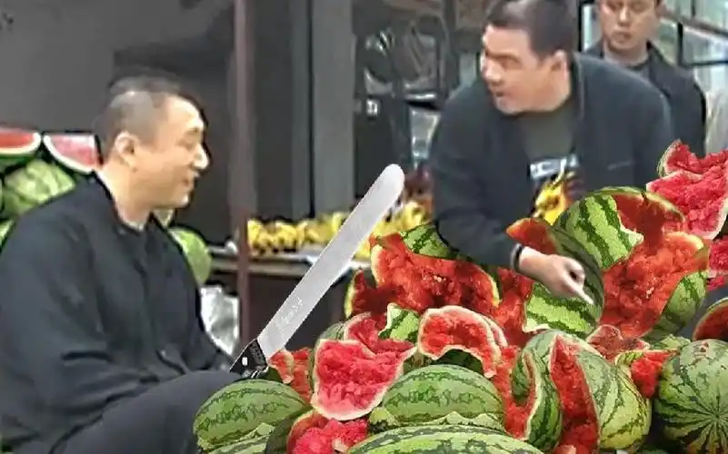 倒霉的西瓜和水果摊主,让大哥孙红雷大概砍了几百万刀