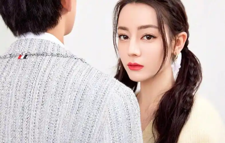 迪丽热巴吴磊双人大片公开 歌隼超甜售后太好磕了!