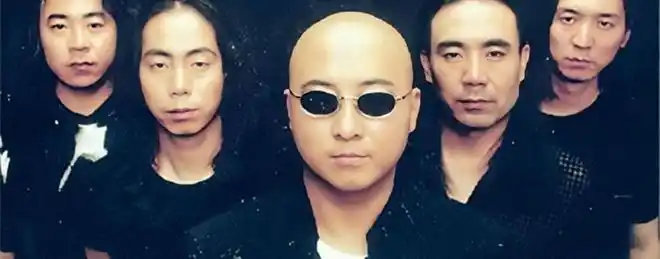 摇滚14年拍戏14年25岁出道52岁的周晓鸥也该翻红了