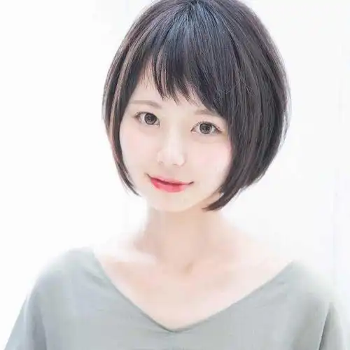 圆脸剪什么发型好看圆脸适合哪款发型