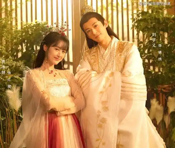 原创落花时节又逢君袁冰妍刘学义新剧照太养眼古偶剧颜值模板呀