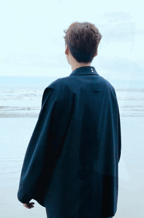 李易峰mv拍摄花絮视频#李易峰背影太让人有安全感了这太平洋宽肩峡靠