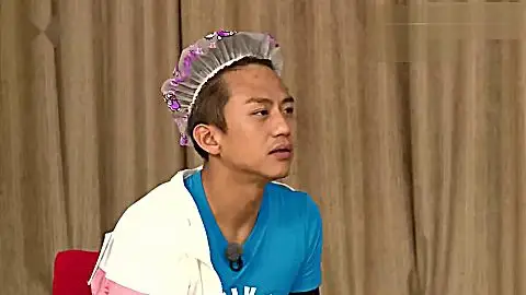 5年前时长:04:34 奔跑吧兄弟第2 季第9期20150612江一燕霍思燕李彩桦