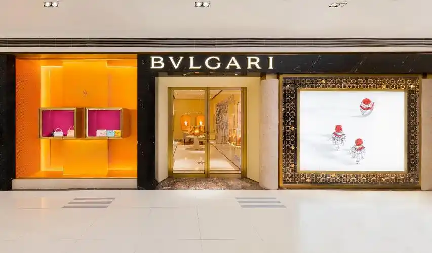 bvlgari宝格丽杭州大厦精品店焕新揭幕 侯明昊闪耀亮相