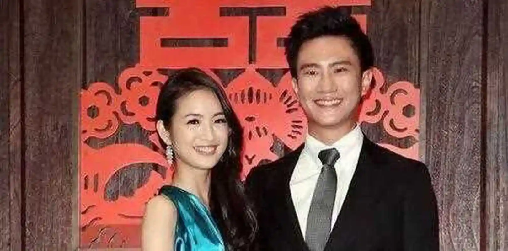 14年,林依晨和林于超结婚,因为长期分居两地,结婚六年,林依晨的肚子